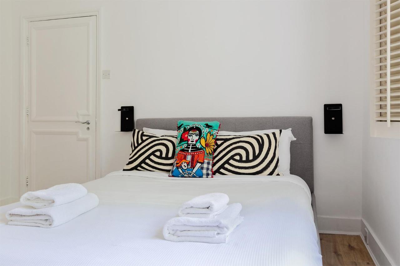 Beautiful 2 Bedrooms Apartment In Knightsbridge ลอนดอน ภายนอก รูปภาพ